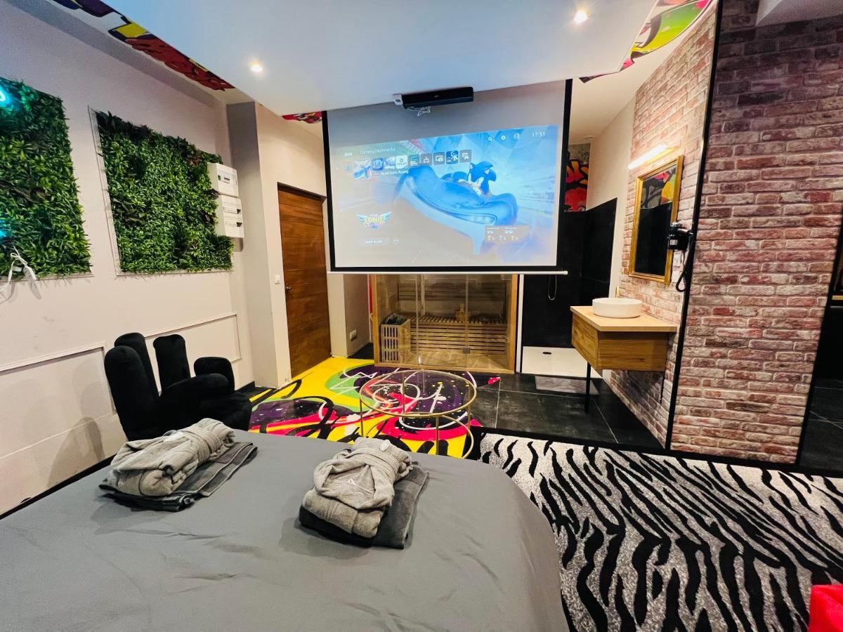 Capsule Street Art - Sauna- Jacuzzi - Playstation 5 - Billard - Netflix - Home Cinema - Terrasse Douai Exteriör bild