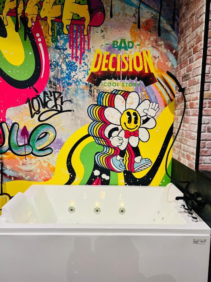 Capsule Street Art - Sauna- Jacuzzi - Playstation 5 - Billard - Netflix - Home Cinema - Terrasse Douai Exteriör bild